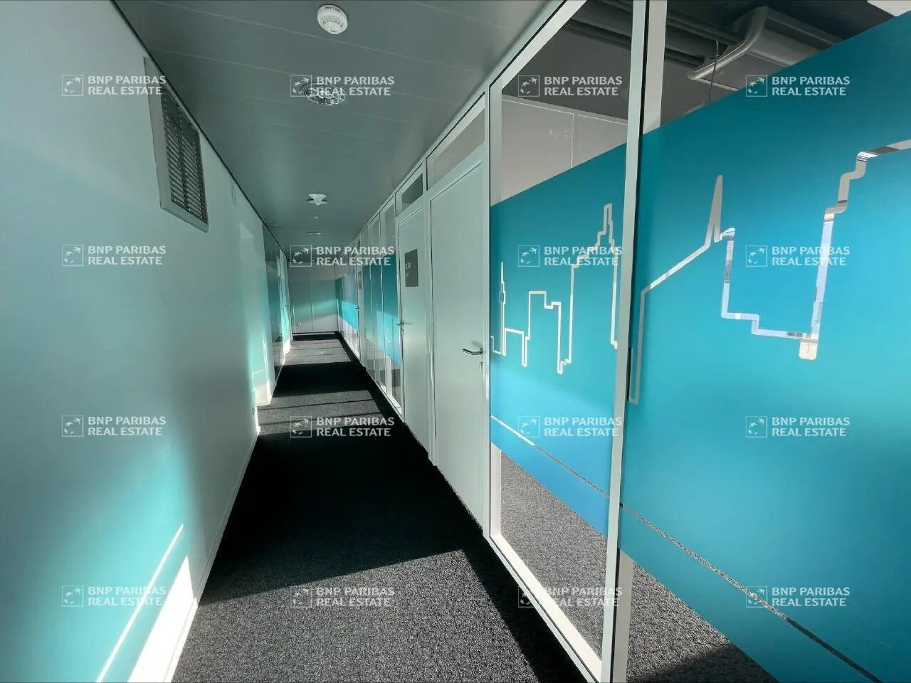 Office in Saint-Jacques-de-la-Lande for lease Building Photo- Image 1 of 42