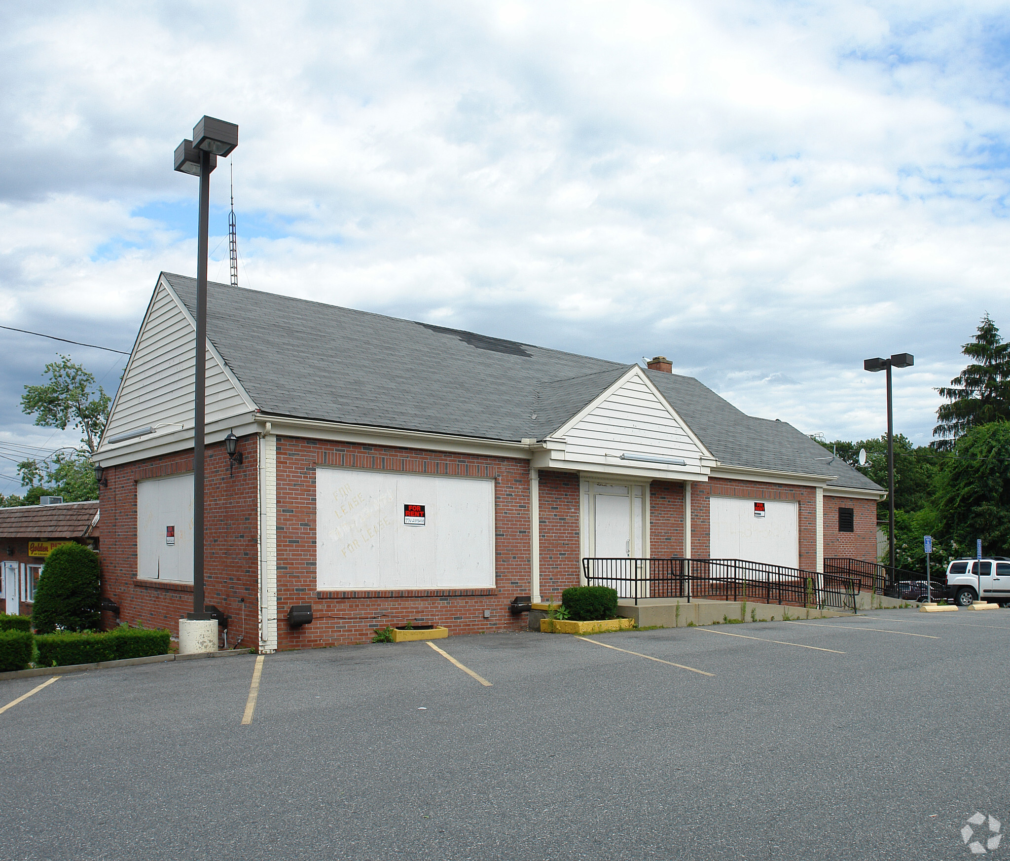 451 Lincoln St, Worcester, MA for sale Primary Photo- Image 1 of 5