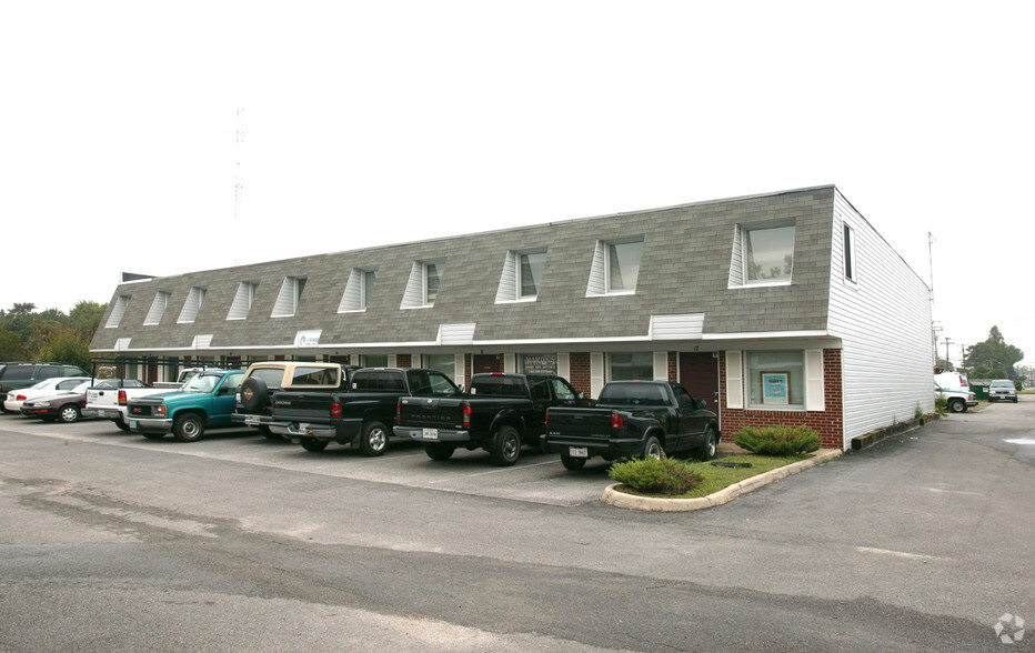 801 Butler St, Chesapeake, VA for lease - Building Photo - Image 3 of 3