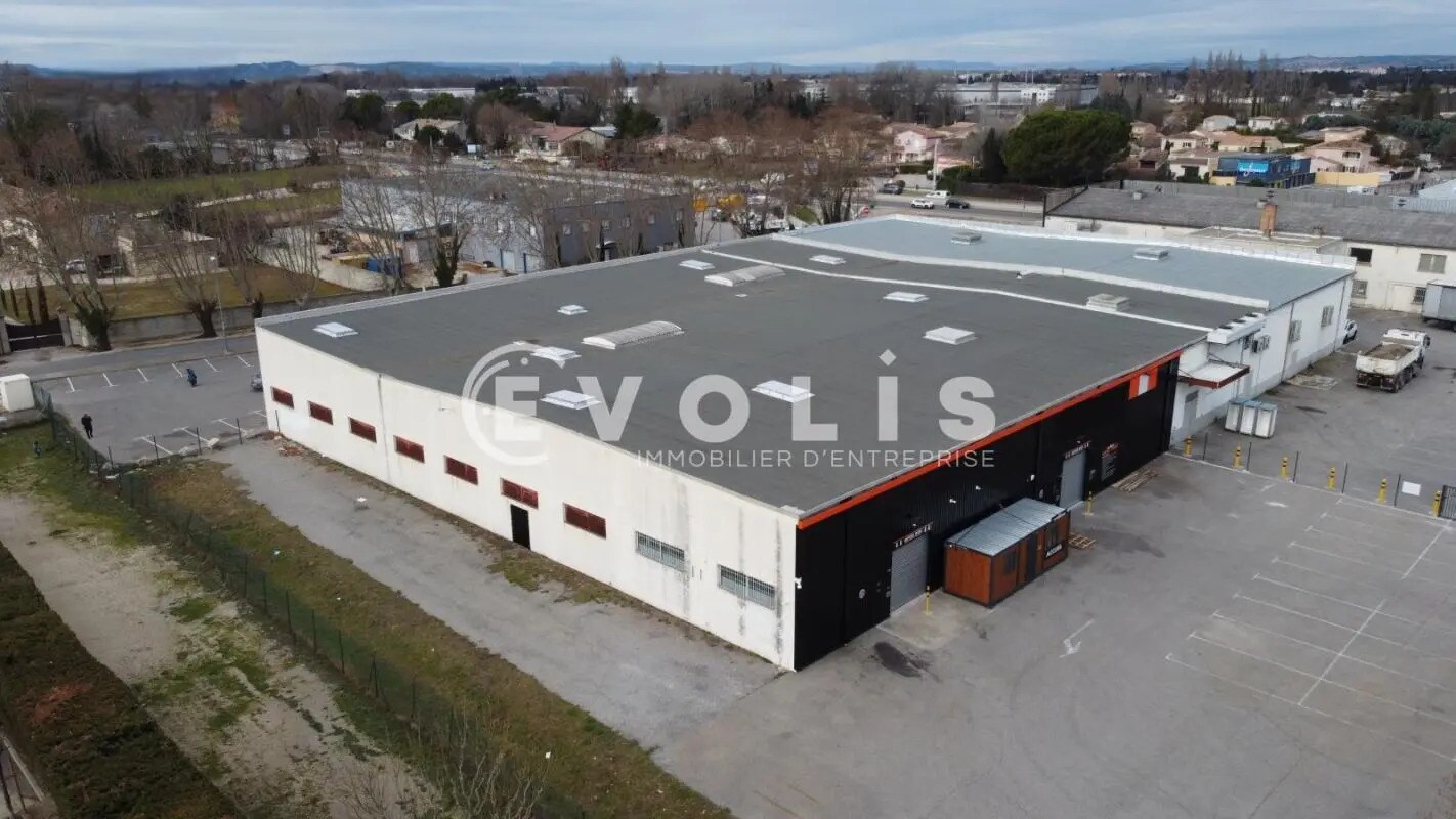 Industrial in Vedène for lease Building Photo- Image 1 of 7