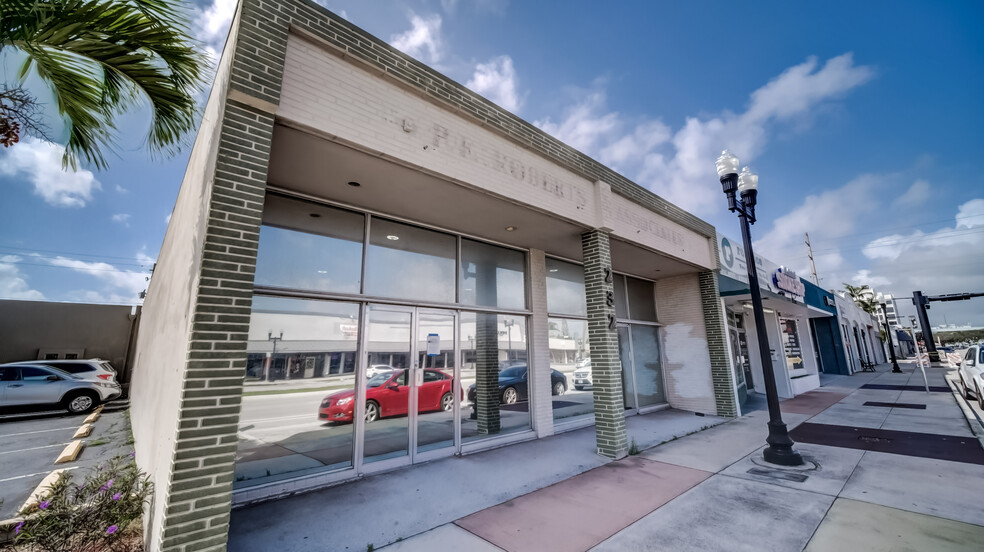 2324-2326 Hollywood Blvd, Hollywood, FL for sale - Building Photo - Image 1 of 1