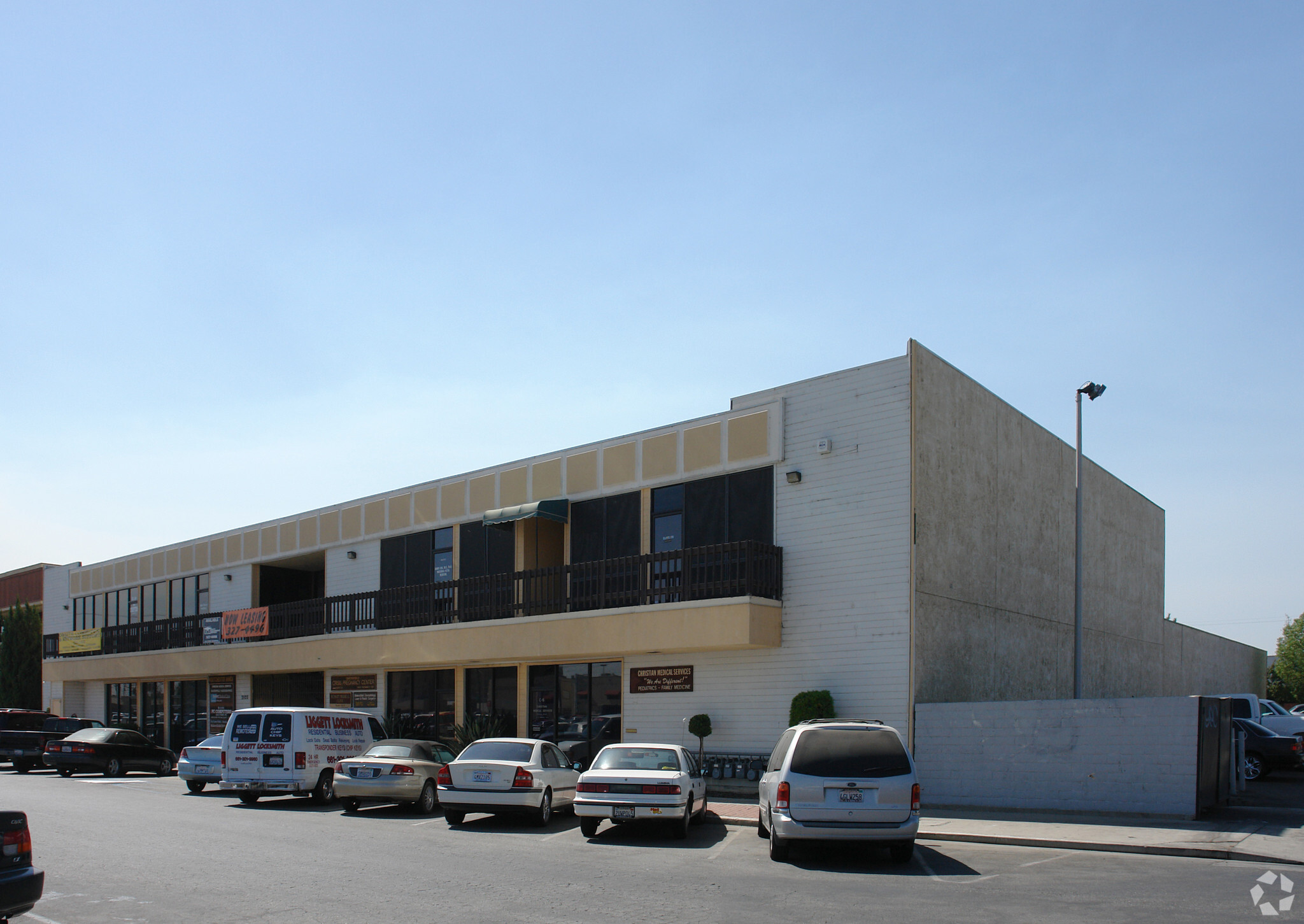 2920 F St, Bakersfield, CA for sale Primary Photo- Image 1 of 1