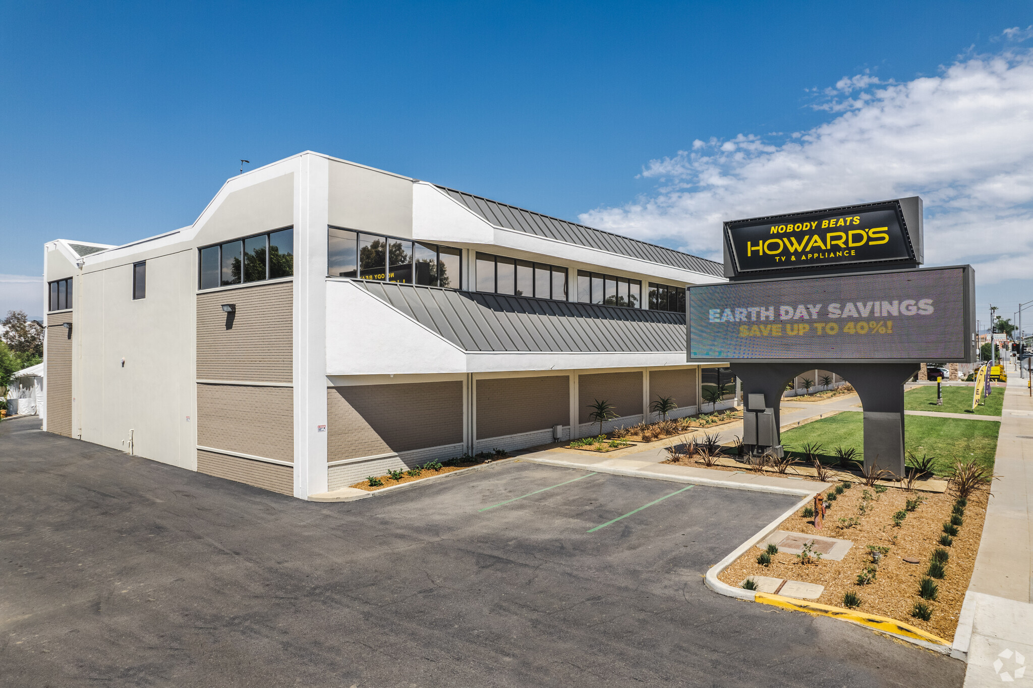 901 E Imperial Hwy, La Habra, CA for sale Primary Photo- Image 1 of 10