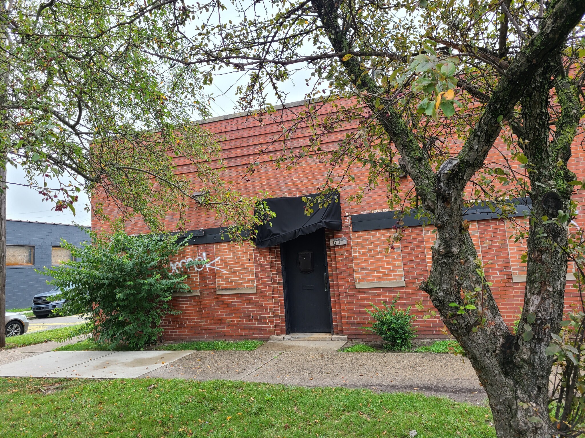 65 Oakman Blvd, Highland Park, MI 48203