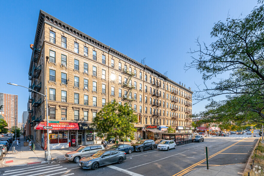 2509 Adam Clayton Powell Jr Blvd, New York, NY for lease - Primary Photo - Image 2 of 6