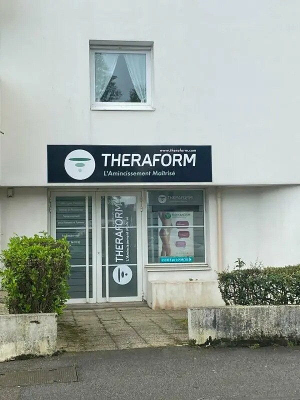 Office in Vannes for lease Building Photo- Image 1 of 4