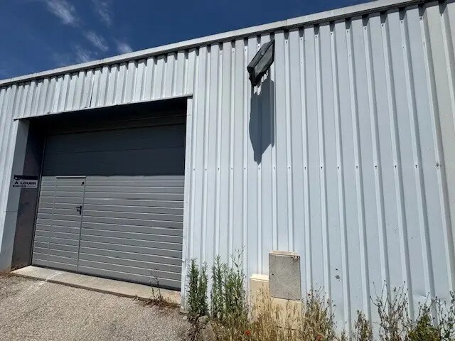 Industrial in Saint-Étienne for lease Building Photo- Image 1 of 10