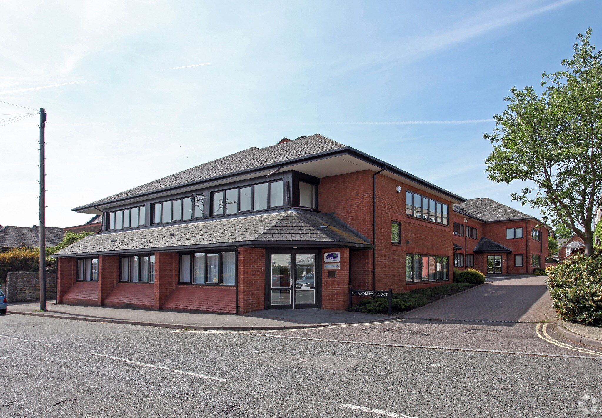 Wellington St, Thame for sale Primary Photo- Image 1 of 1