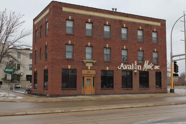 301 Broadway Ave N, Rochester, MN for sale - Building Photo - Image 1 of 1