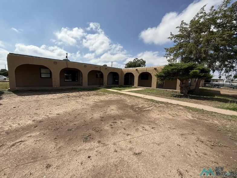 1403-1509 W Hank Ave, Artesia, NM for sale - Building Photo - Image 2 of 5