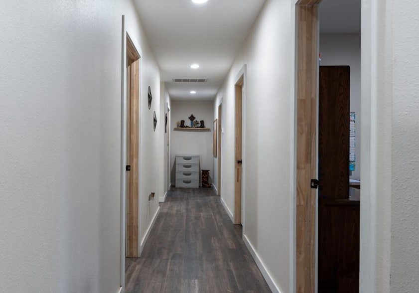 382 Hawthorne Rd, New Waverly, TX for sale - Interior Photo - Image 3 of 24