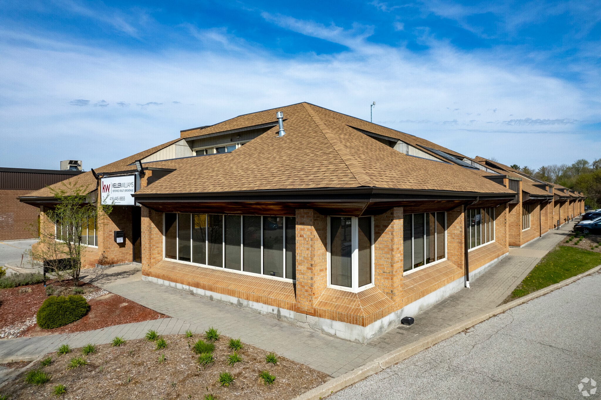 156 Duncan Mill Rd, Toronto, ON for sale Primary Photo- Image 1 of 1