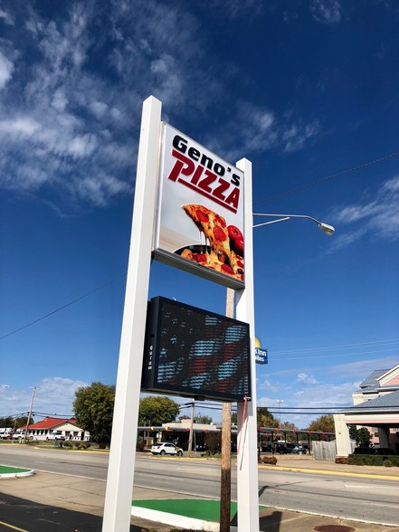 1701 N Broadway St, Poteau, OK for sale - Building Photo - Image 1 of 1