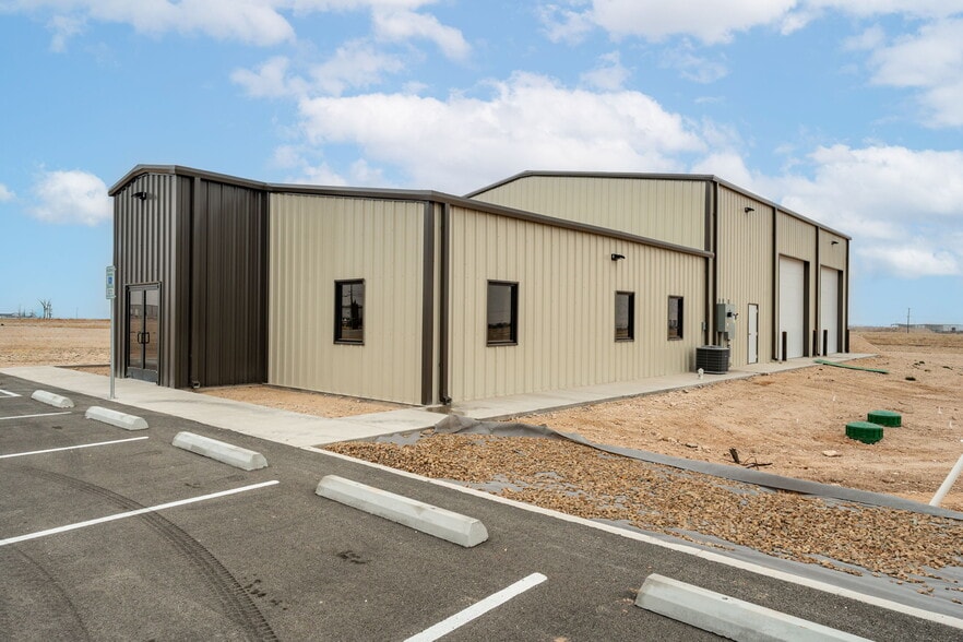 12113 Jordy Rd, Midland, TX for lease - Building Photo - Image 3 of 17