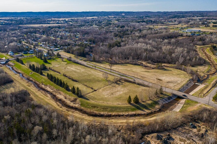 202 Allen's Side Rd, Sault Ste. Marie, ON for sale - Primary Photo - Image 1 of 1