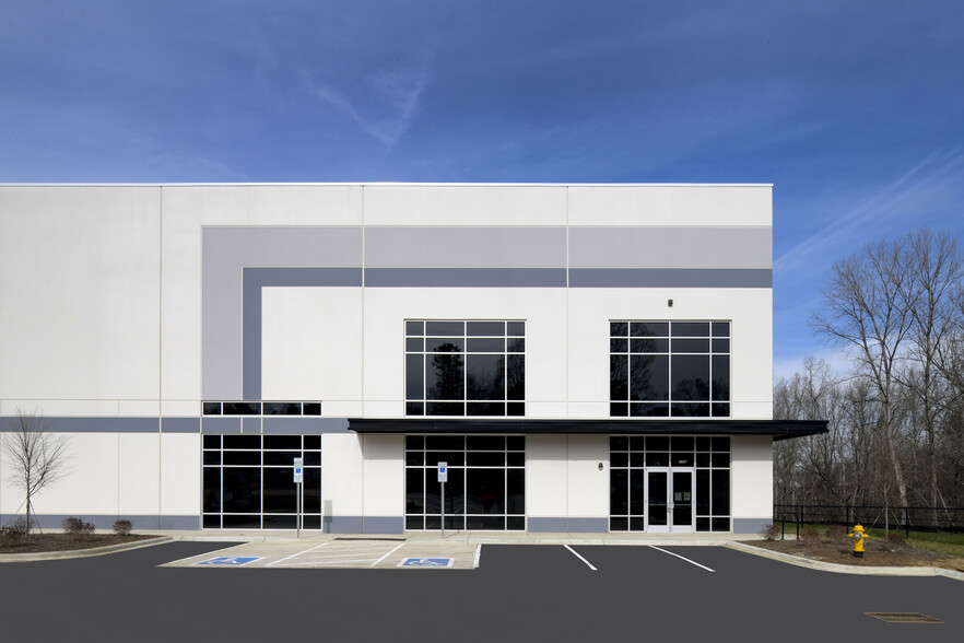 Paw Creek, Charlotte, NC for lease - Building Photo - Image 1 of 18