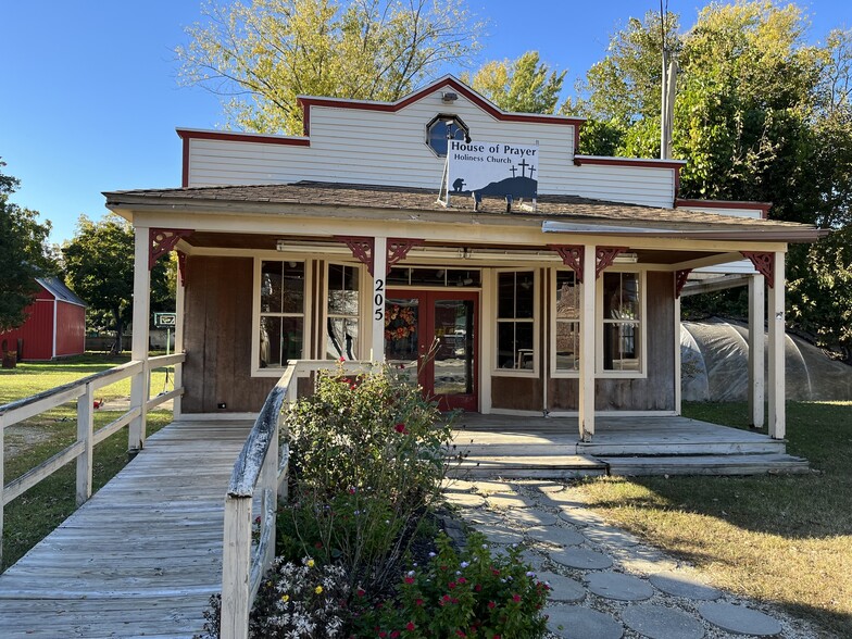 205 Sassafras St, Millington, MD for sale - Building Photo - Image 1 of 1