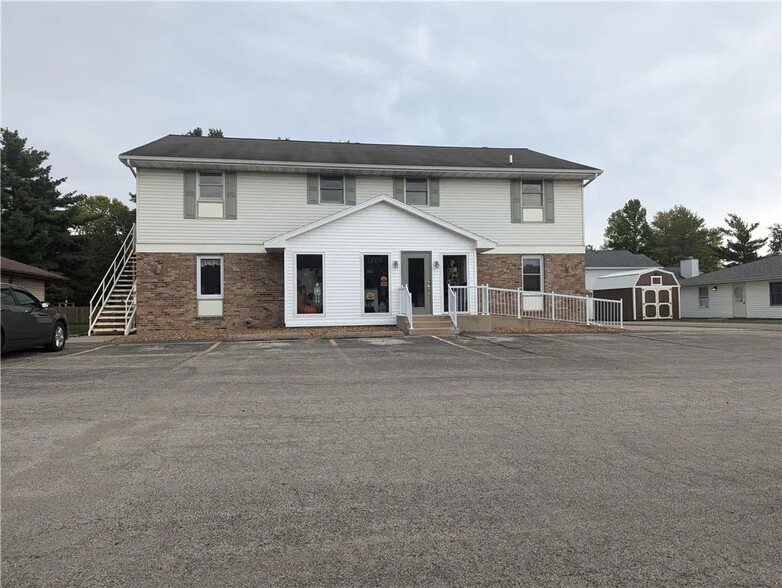 2125 18th St, Charleston, IL for sale - Building Photo - Image 1 of 19