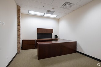 777 Lake Zurich Rd, Barrington, IL for lease Interior Photo- Image 1 of 2
