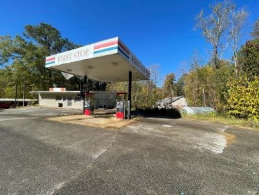 3892 Hwy 178  