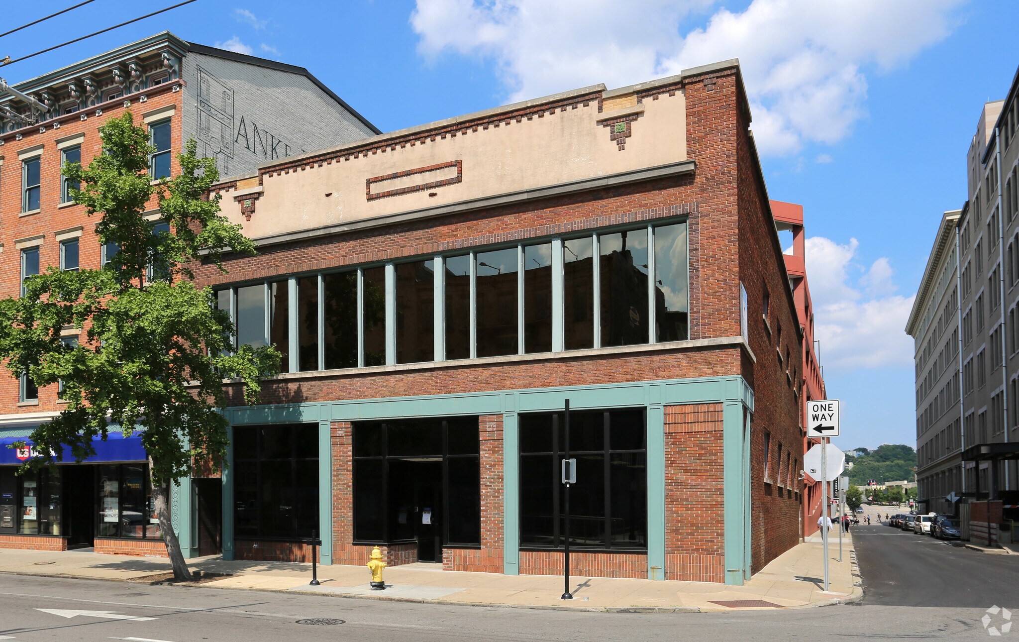 1110 Main St, Cincinnati, OH for sale Primary Photo- Image 1 of 1