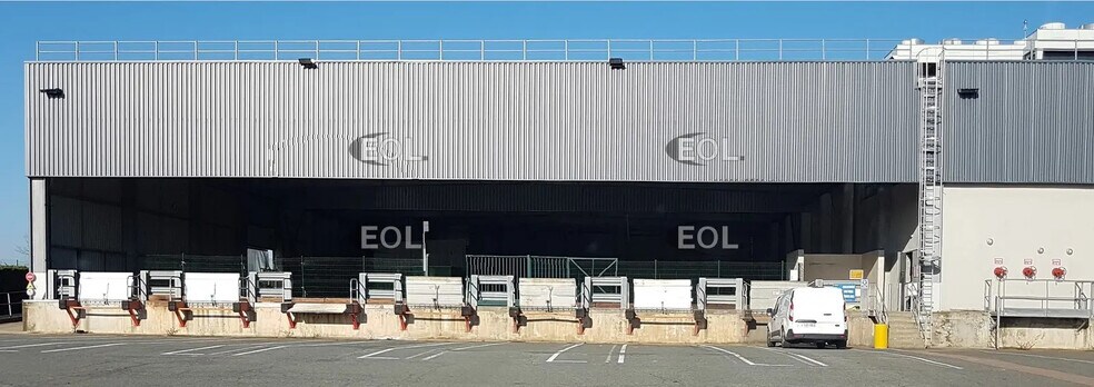 Industrial in Montceau-les-Mines for lease - Building Photo - Image 1 of 8