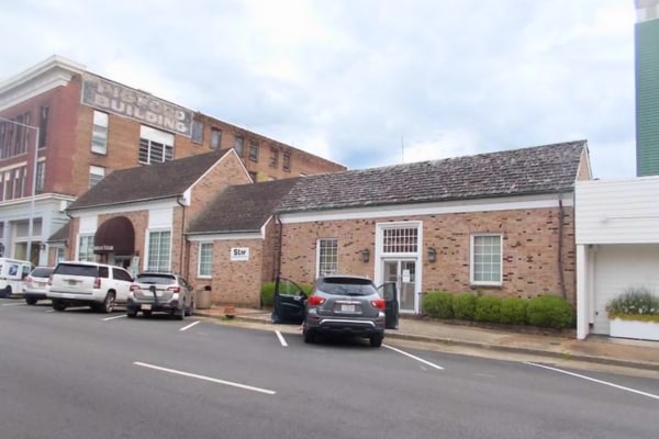 814 22nd Ave, Meridian, MS for sale - Primary Photo - Image 1 of 12