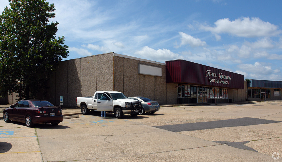 1033 S Washington Ave, Mansfield, LA for sale - Primary Photo - Image 1 of 1