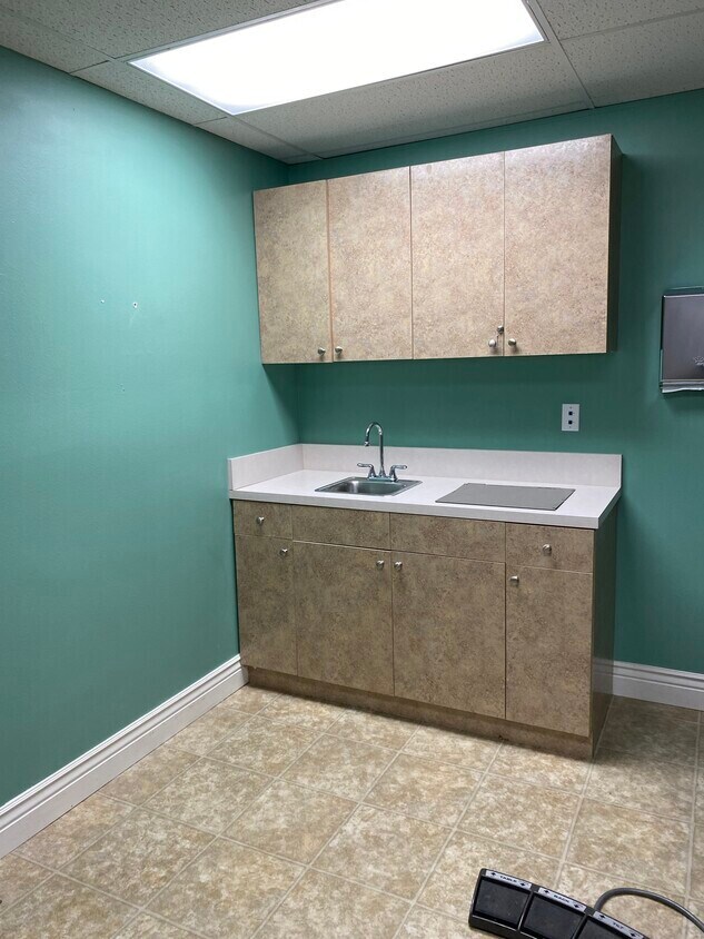 240 N 18th Ave, Pocatello, ID 83201 Office/Medical for Lease