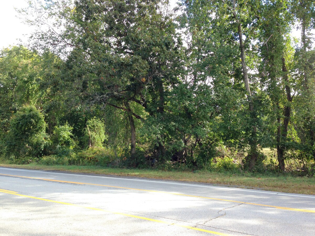 4000 Quaker Ln, North Kingstown, RI 02852