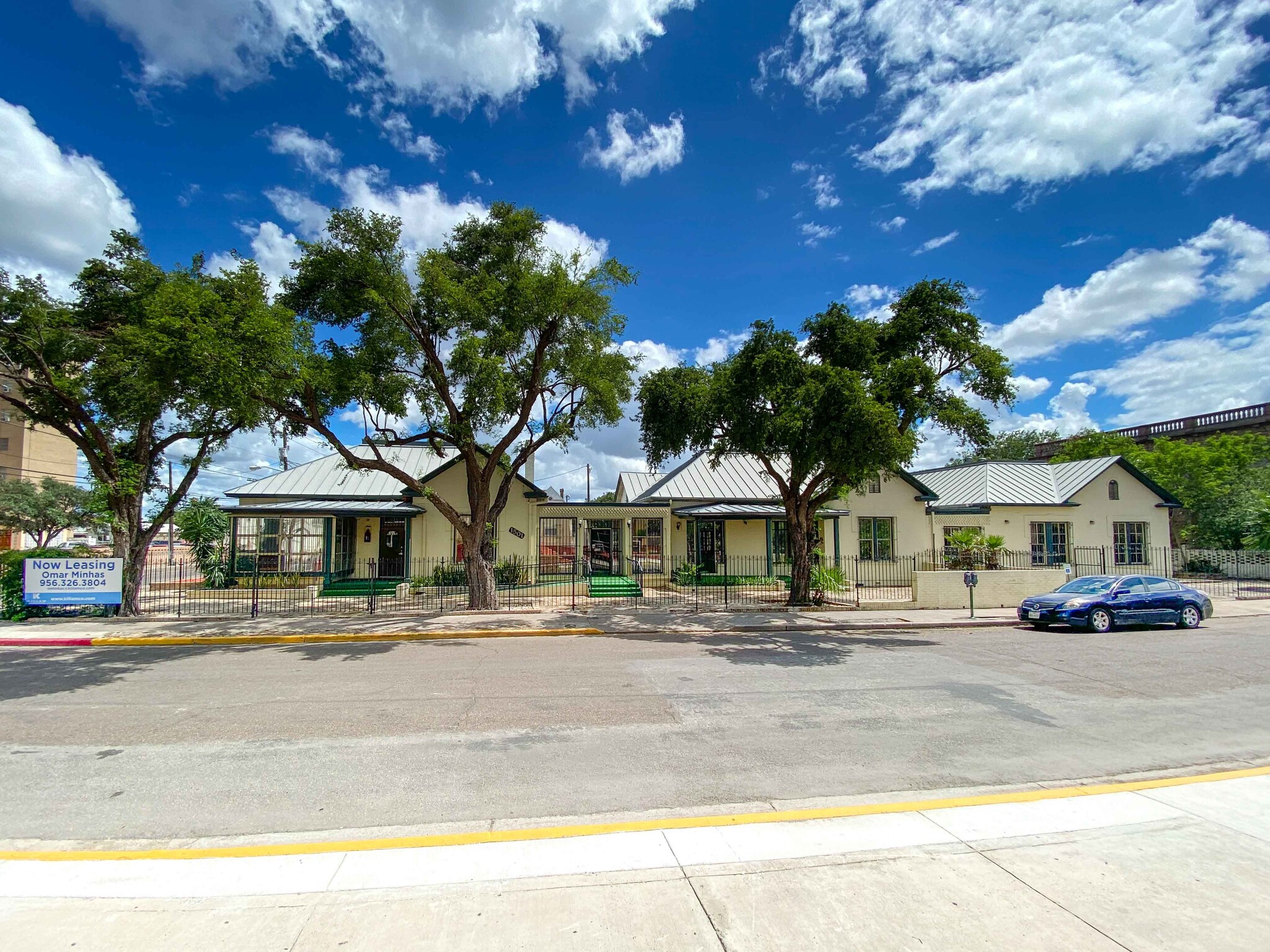 1501 Matamoros St, Laredo, TX for lease Building Photo- Image 1 of 6