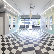 2556 W Lawrence Ave, Chicago, IL for sale Interior Photo- Image 2 of 15