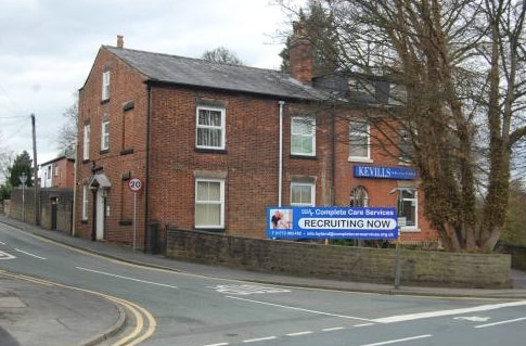 2 Queens Rd, Chorley for lease Primary Photo- Image 1 of 3