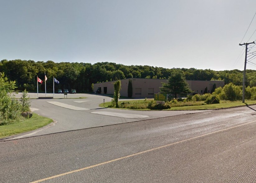 1750 Lisbon St, Lewiston, ME for sale - Building Photo - Image 1 of 1