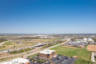 5301 Veterans Memorial Pky, Saint Peters, MO - aerial  map view