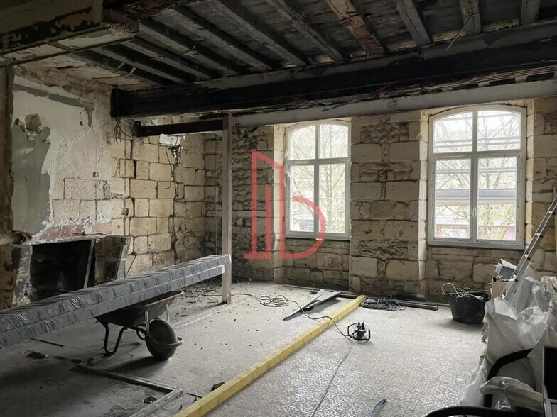 Office in Bordeaux for sale - Building Photo - Image 2 of 5