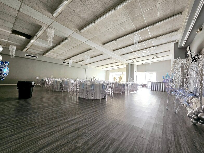 1325 Camp Jackson Rd, Cahokia, IL for sale - Building Photo - Image 3 of 9