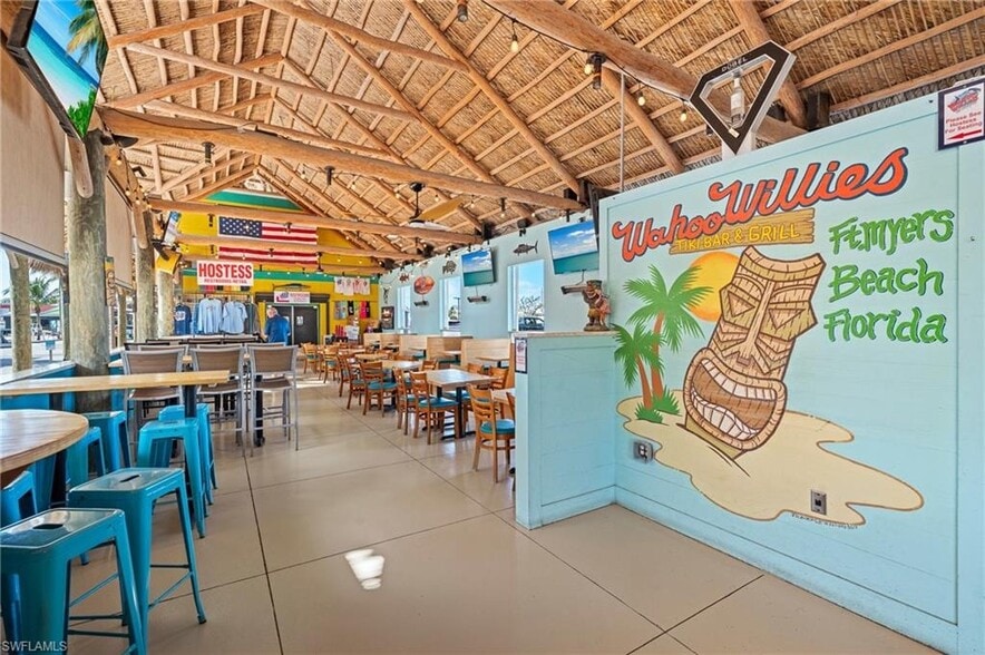 645 Old San Carlos Blvd, Fort Myers, FL for sale - Interior Photo - Image 1 of 14