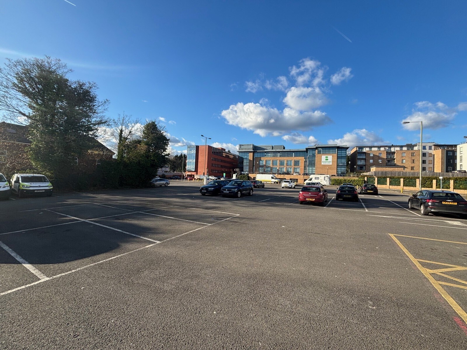 15 Sullivan Rd, Camberley for sale Primary Photo- Image 1 of 2