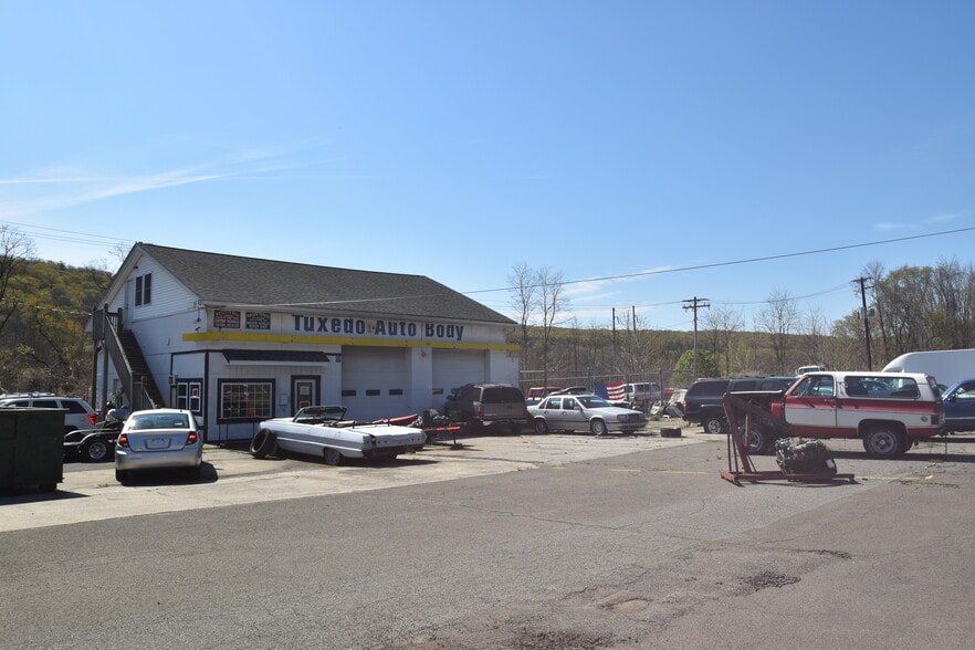 922 Route 17, Southfields, NY for sale - Primary Photo - Image 1 of 1