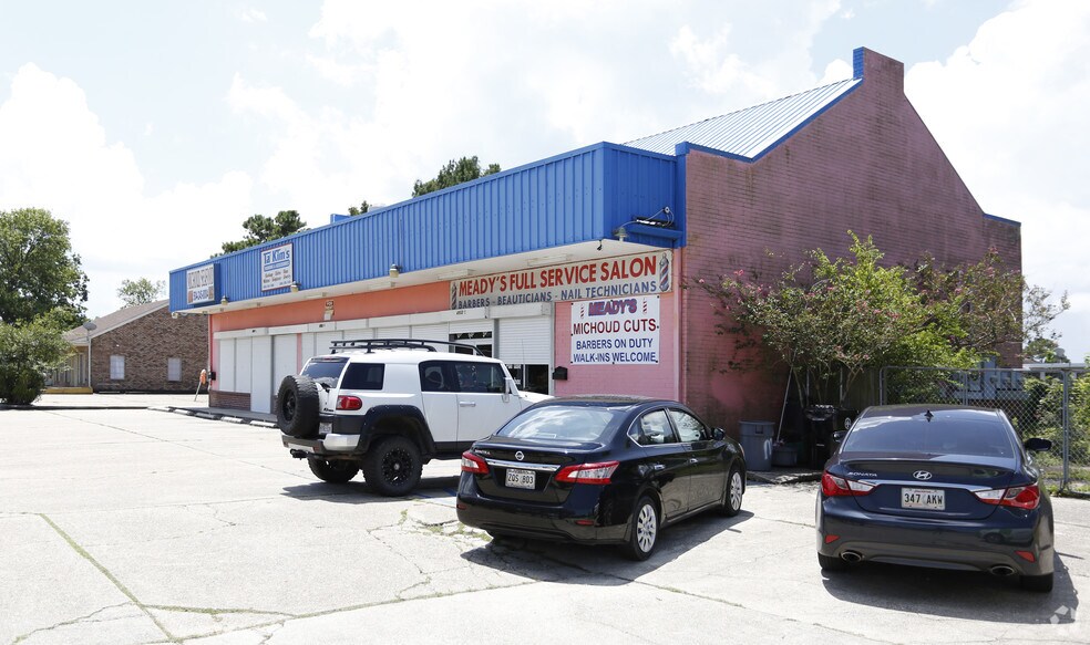 4952 Bullard Ave, New Orleans, LA 70128