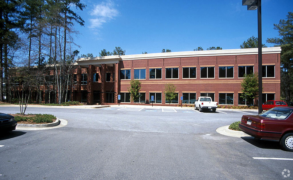 403 Westpark Ct, Peachtree City, GA for lease - Building Photo - Image 3 of 13