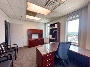 200 Westside Sq, Huntsville, AL for lease Interior Photo- Image 2 of 5