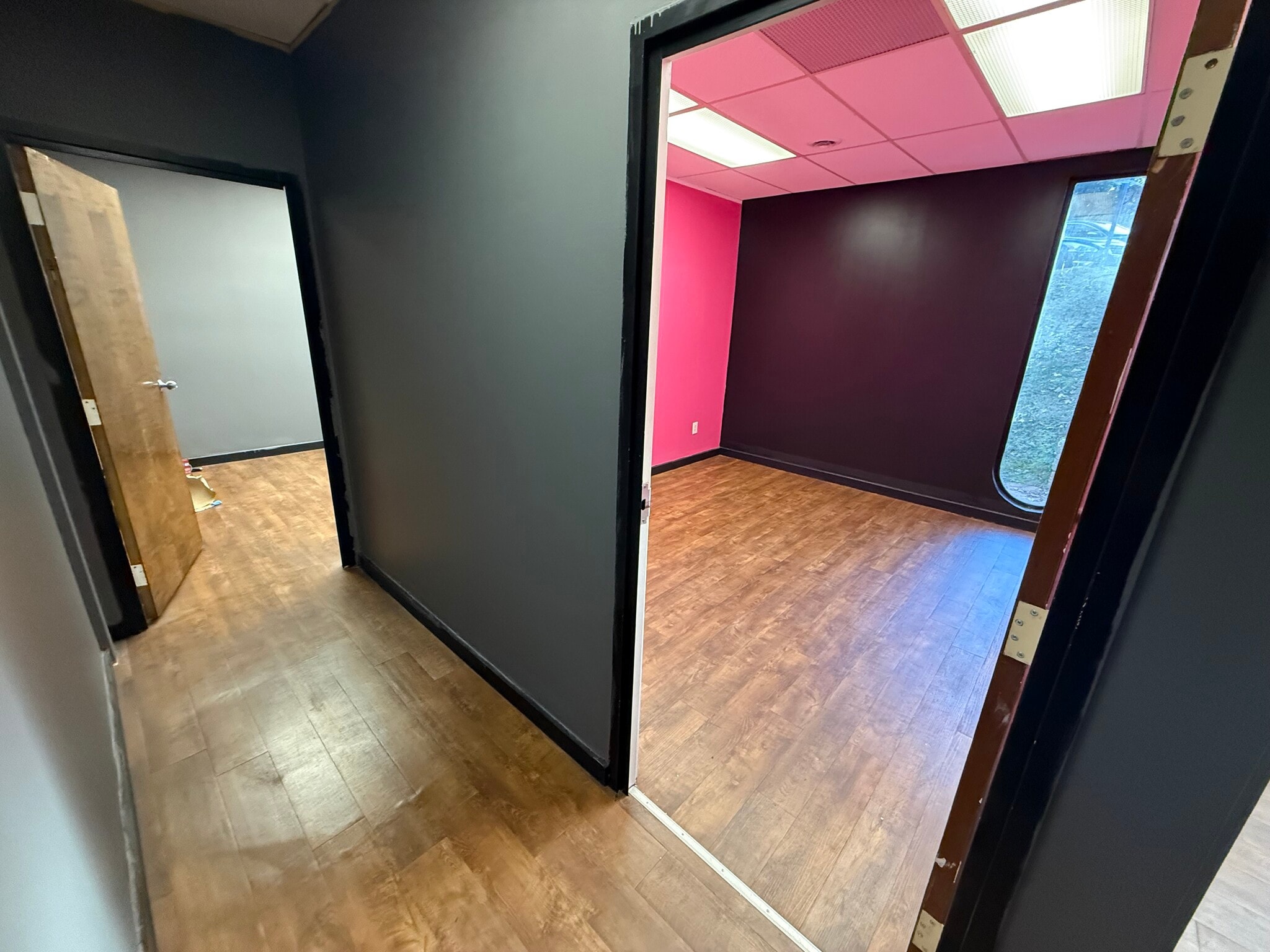 2500 W Broad St, Athens, GA for lease Interior Photo- Image 1 of 7