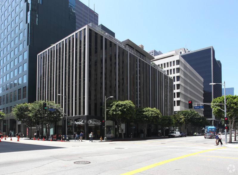 700 Wilshire Blvd, Los Angeles, CA for lease - Building Photo - Image 2 of 6