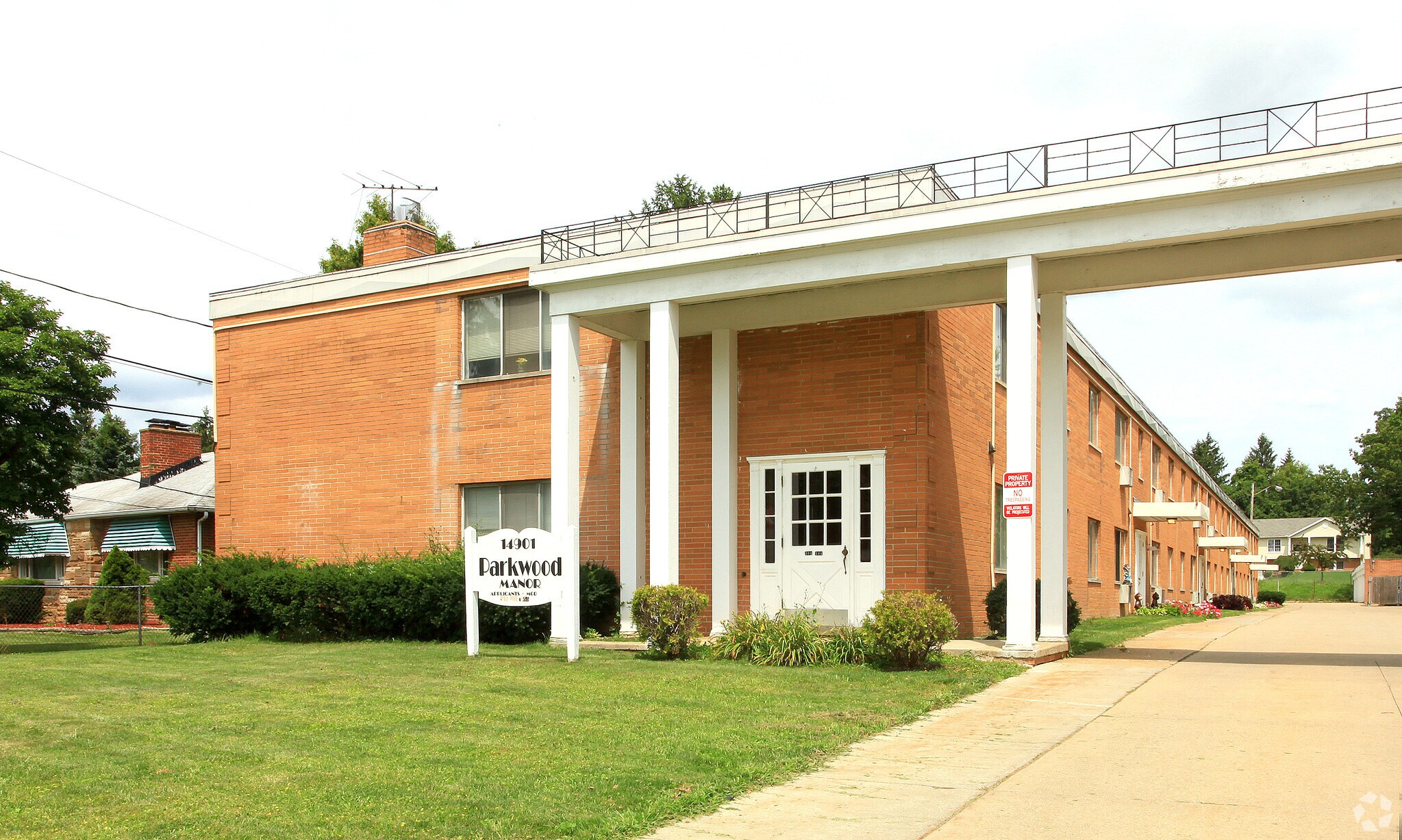 14901 Turney Rd, Maple Heights, OH for sale Primary Photo- Image 1 of 1