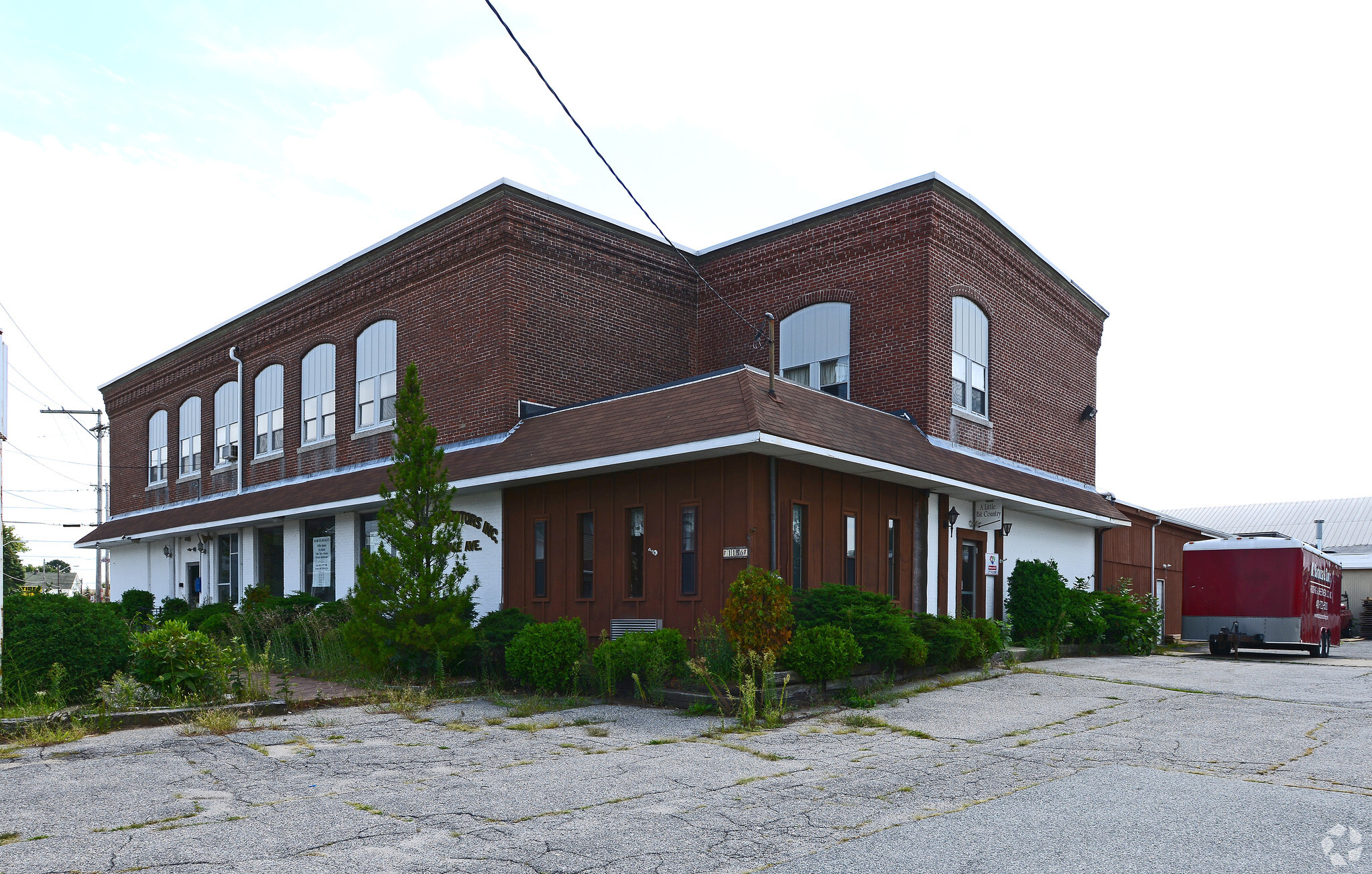 1136 Lonsdale Ave, Lincoln, RI for sale Primary Photo- Image 1 of 1