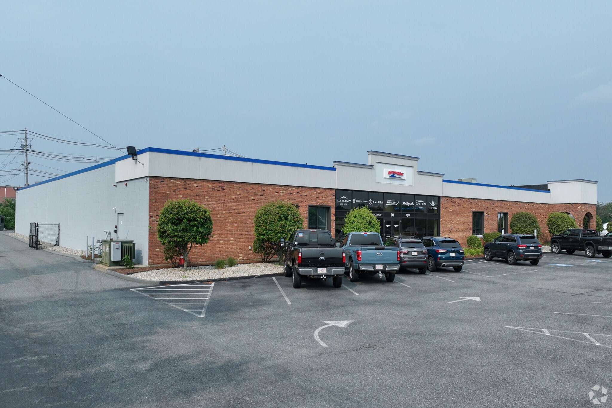 10 Hutchinson Dr, Danvers, MA for sale Primary Photo- Image 1 of 1