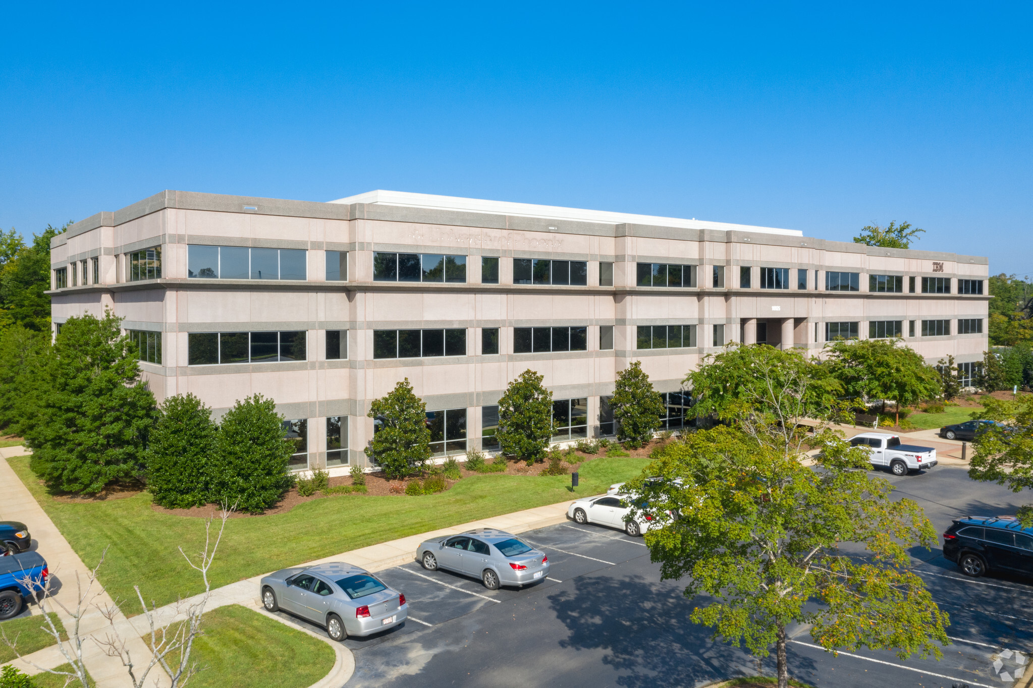 10735 David Taylor Dr, Charlotte, NC 28262 - Resource Square | LoopNet