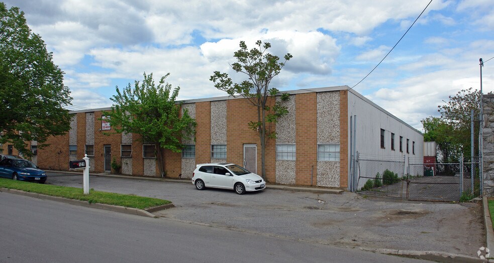 121-125 Nancy St, West Babylon, NY for sale - Primary Photo - Image 1 of 1